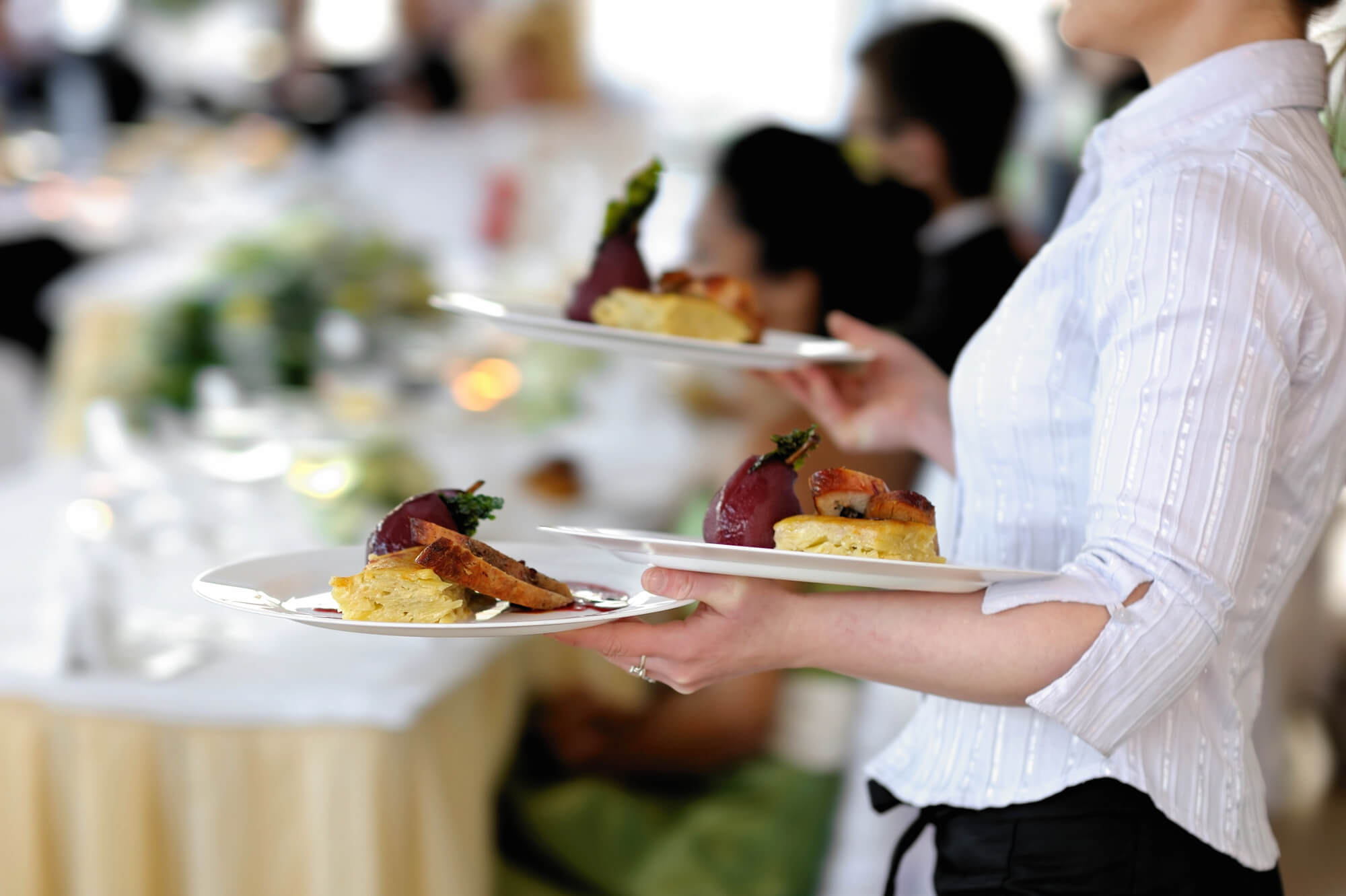 Full-Service Restaurant Recruitment: Hiring for Fine Dining to Casual Chains
