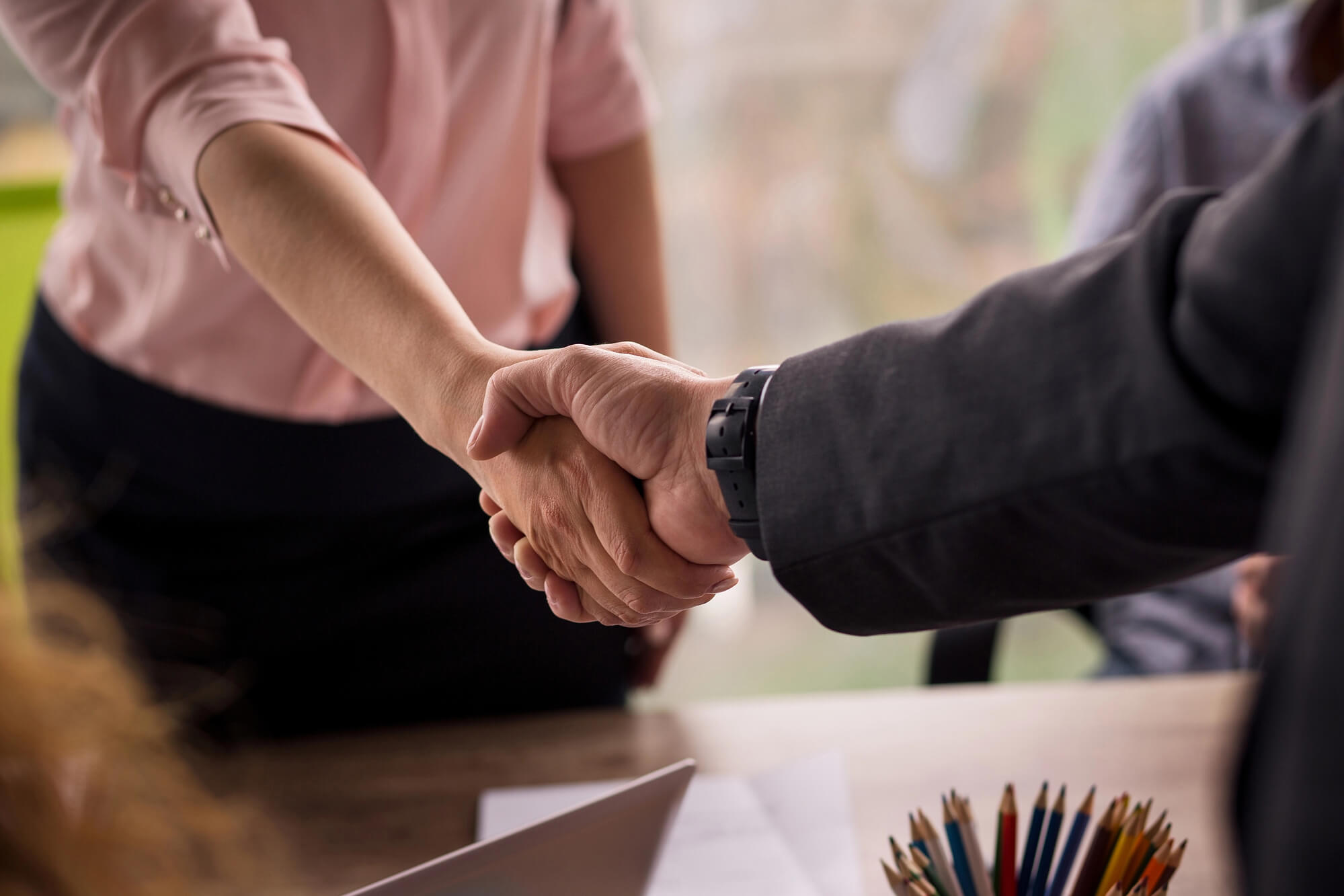 Hospitality Staffing vs Hospitality Recruiting
